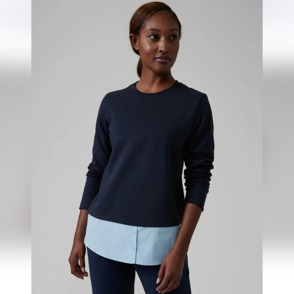 Athleta Gallery Navy and Light Blue Layered Sweatshirt